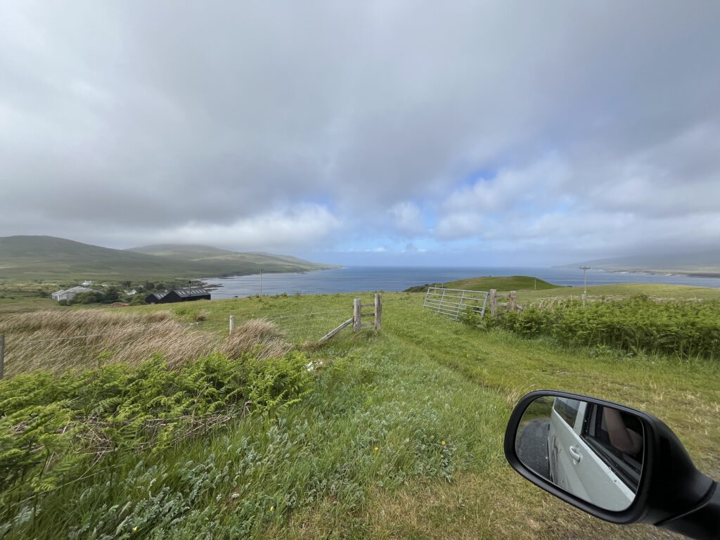 Küstenlandschaft auf dem Weg zum "American Monument"