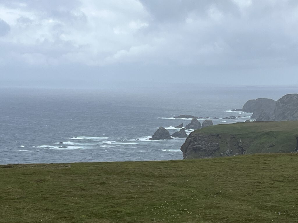 Ausblick über die Küste beim "American Monument"